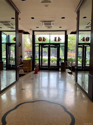 41-40 Union Street 11L, Flushing, NY 11355