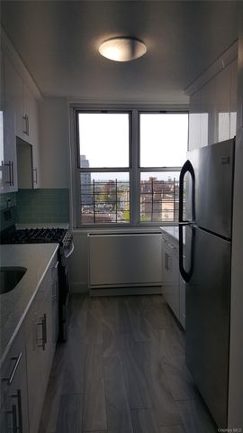 41-40 Union Street 11L, Flushing, NY 11355
