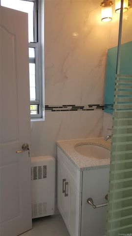 41-40 Union Street 11L, Flushing, NY 11355