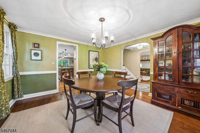45 Wayland Dr, Verona Twp., NJ 07044