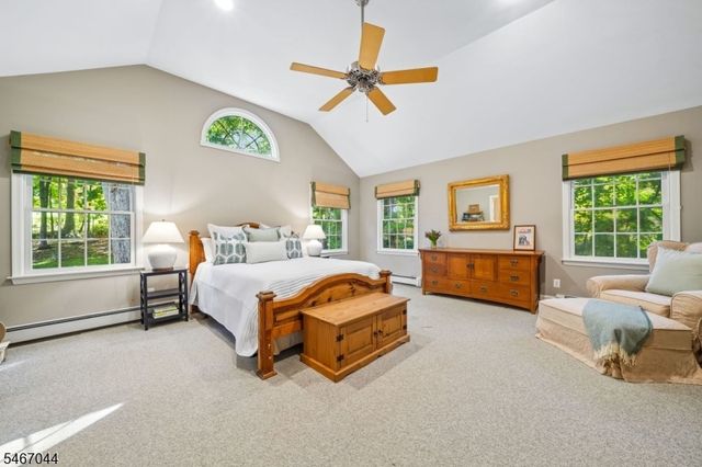 45 Wayland Dr, Verona Twp., NJ 07044