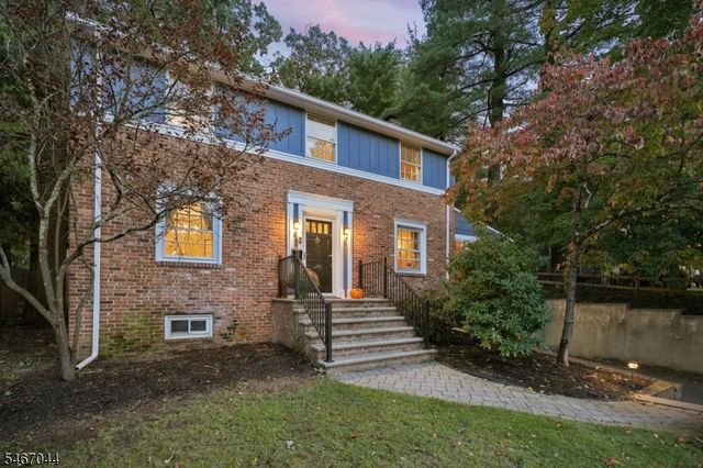 45 Wayland Dr, Verona Twp., NJ 07044