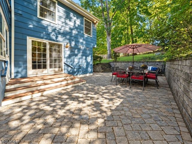 45 Wayland Dr, Verona Twp., NJ 07044