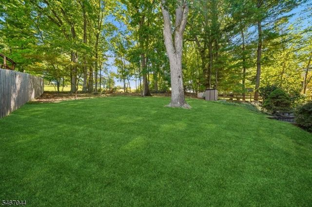 45 Wayland Dr, Verona Twp., NJ 07044