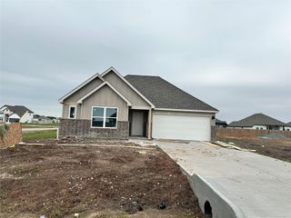 449 Combine Road, Snook, TX 77878