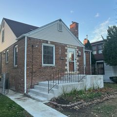 9304 S Utica Avenue, Evergreen Park, IL 60805