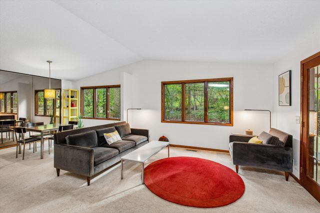 17780 Jamaica Circle, Lakeville, MN 55044