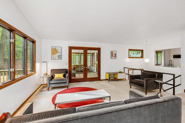 17780 Jamaica Circle, Lakeville, MN 55044