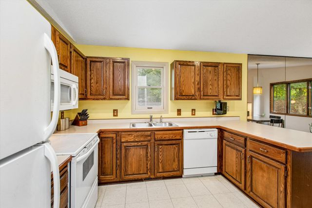 17780 Jamaica Circle, Lakeville, MN 55044