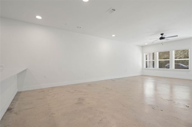 1121 Walton LN B, Austin, TX 78721