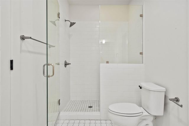 1121 Walton LN B, Austin, TX 78721