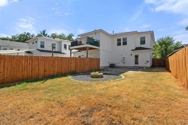 1121 Walton LN B, Austin, TX 78721