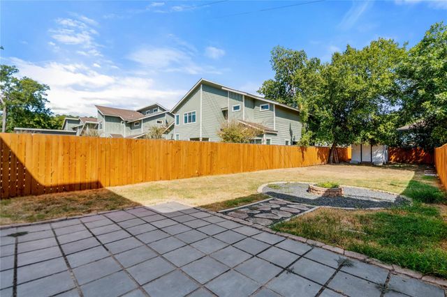 1121 Walton LN B, Austin, TX 78721