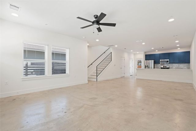 1121 Walton LN B, Austin, TX 78721