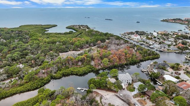 69 GULFWINDS DRIVE, Palm Harbor, FL 34683