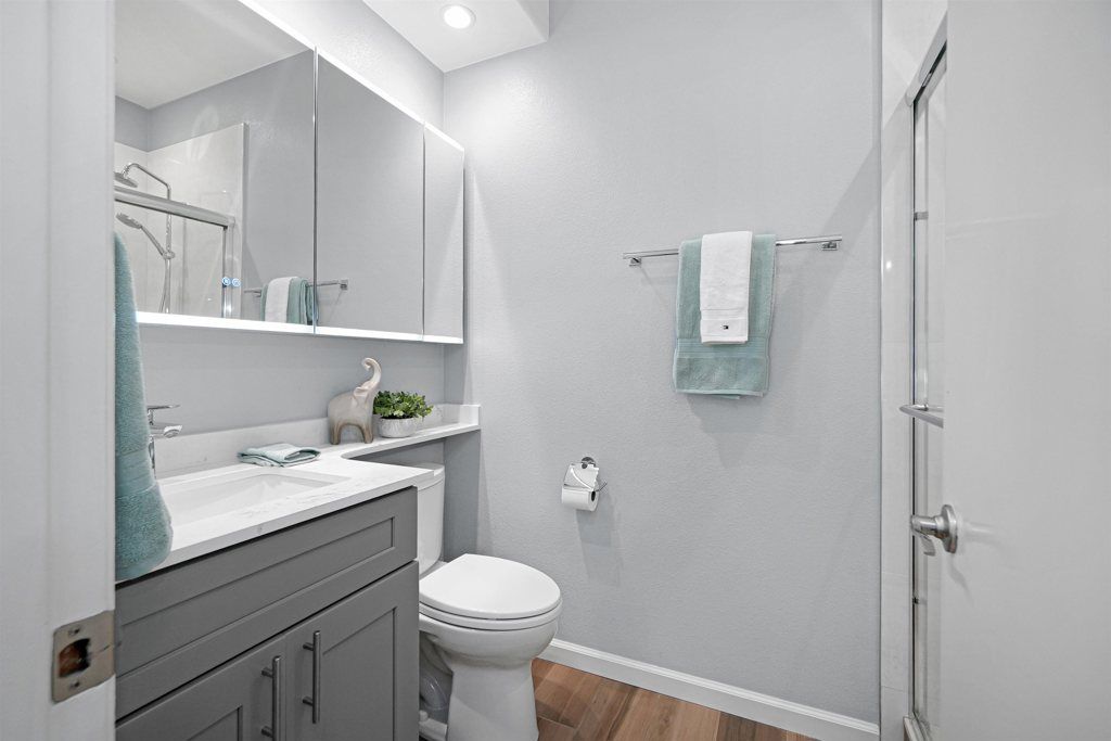 Image 19 of property listing at 3530 3530 Oakwood Terrace #102, Fremont, CA 94536