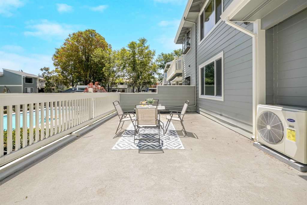 Image 20 of property listing at 3530 3530 Oakwood Terrace #102, Fremont, CA 94536