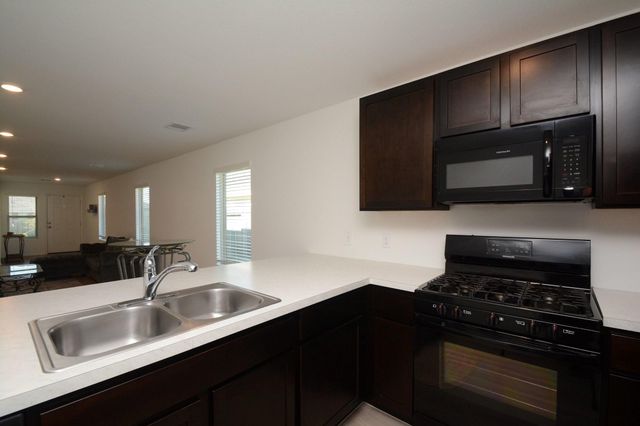 379 Jewett Meadow Drive, Magnolia, TX 77354