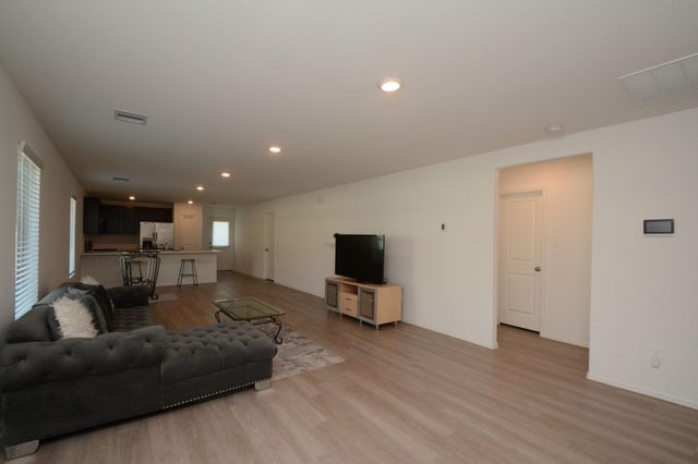 379 Jewett Meadow Drive, Magnolia, TX 77354