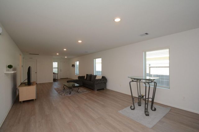 379 Jewett Meadow Drive, Magnolia, TX 77354