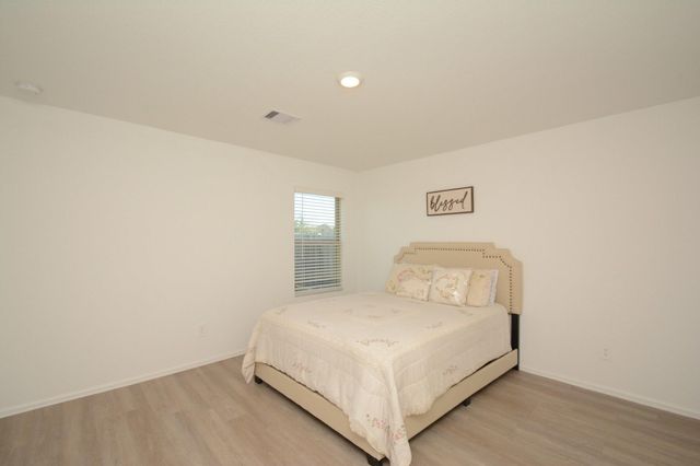 379 Jewett Meadow Drive, Magnolia, TX 77354