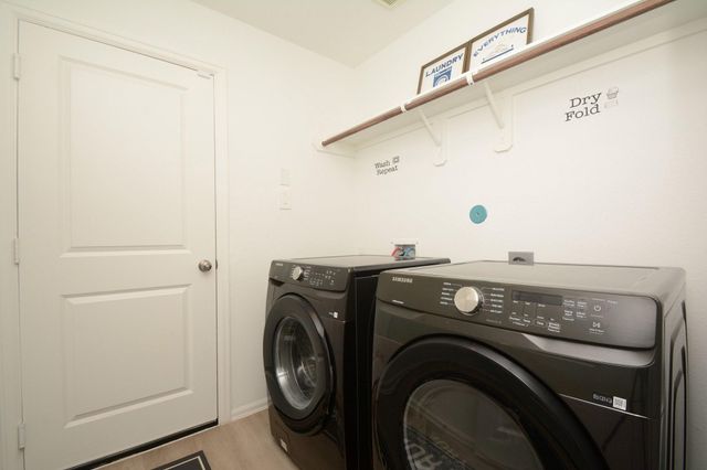 379 Jewett Meadow Drive, Magnolia, TX 77354