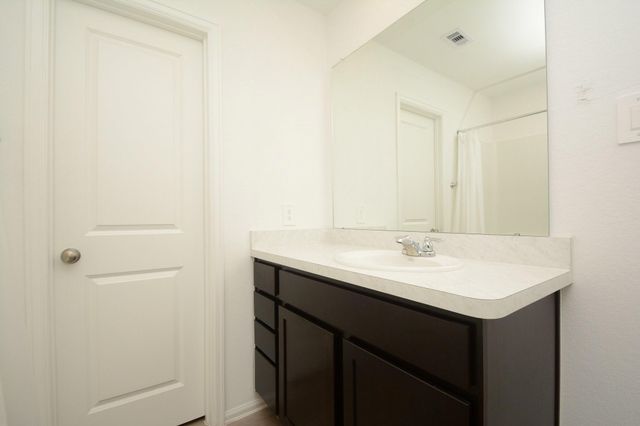 379 Jewett Meadow Drive, Magnolia, TX 77354