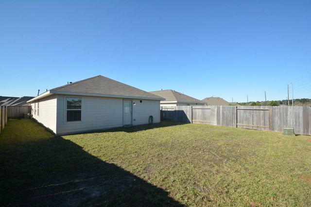 379 Jewett Meadow Drive, Magnolia, TX 77354