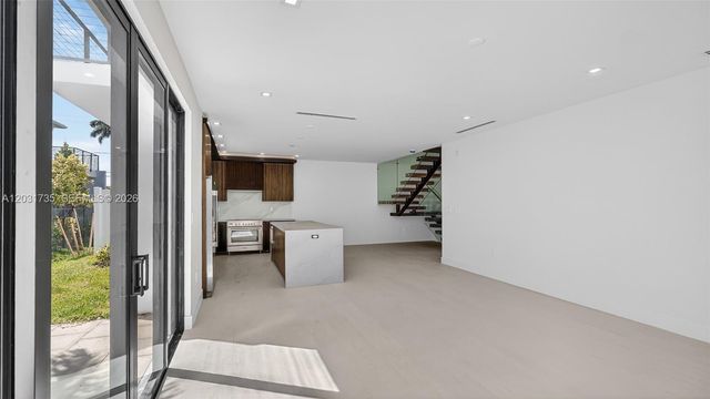 4624 SW 32nd Avenue A3, Dania Beach, FL 33312