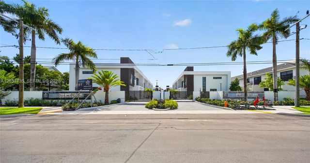 4624 SW 32nd Avenue A3, Dania Beach, FL 33312