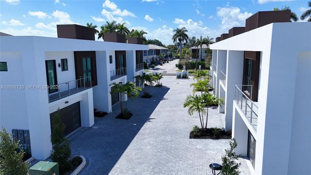 4624 SW 32nd Avenue A3, Dania Beach, FL 33312