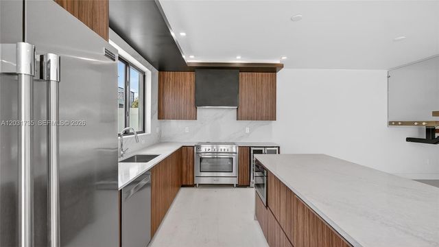 4624 SW 32nd Avenue A3, Dania Beach, FL 33312