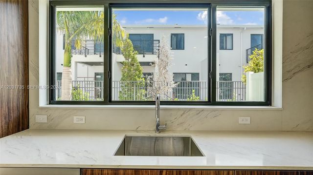 4624 SW 32nd Avenue A3, Dania Beach, FL 33312