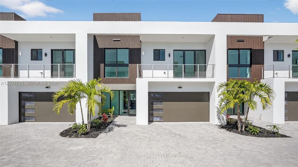 4624 SW 32nd Avenue A3, Dania Beach, FL 33312