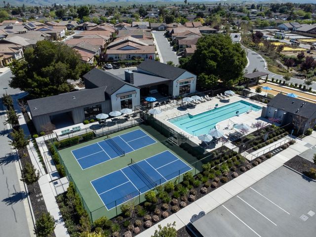 1181 McClellan Street, Hollister, CA 95023