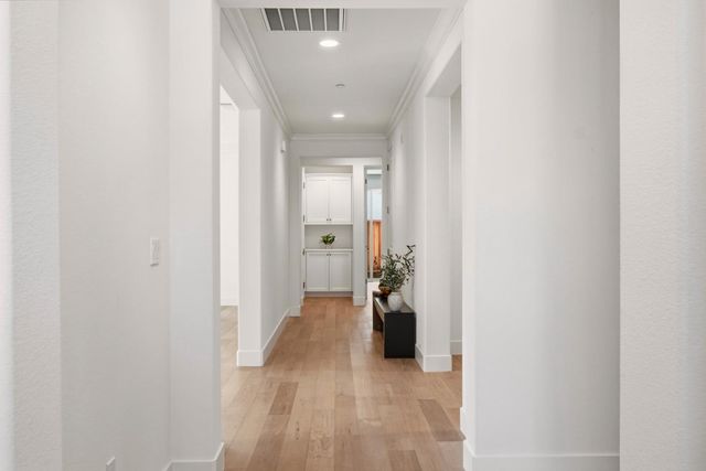 1181 McClellan Street, Hollister, CA 95023