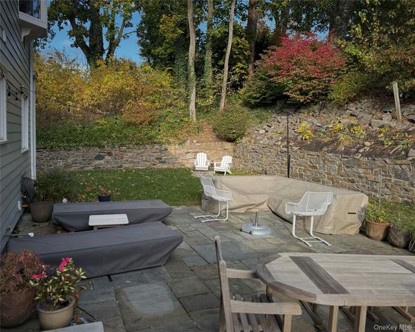 24 Old Well Road, Purchase, NY 10577