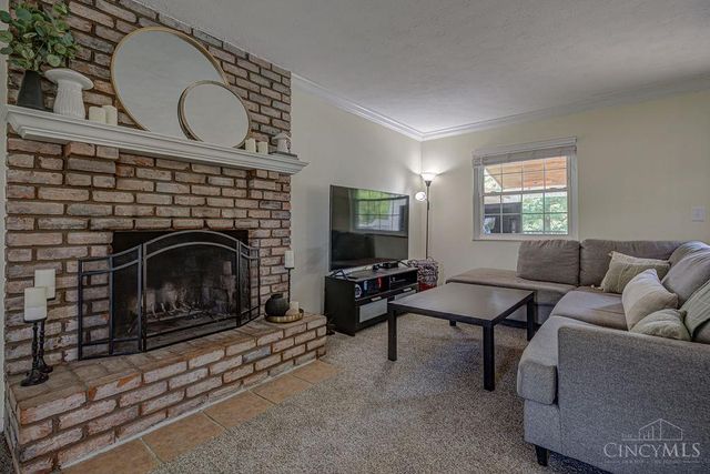 184 Spyglass Court, Delhi Twp, OH 45238