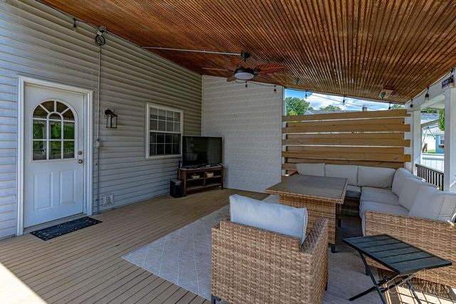 184 Spyglass Court, Delhi Twp, OH 45238