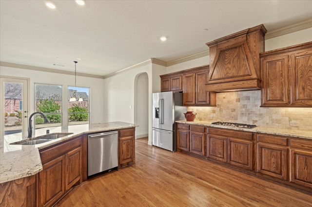 100 Lilyfield Drive, Lucas, TX 75002