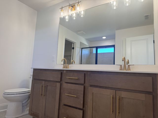 131 Dahlia Dr, La Vergne, TN 37086