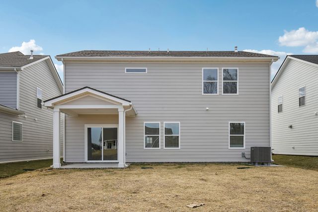 131 Dahlia Dr, La Vergne, TN 37086