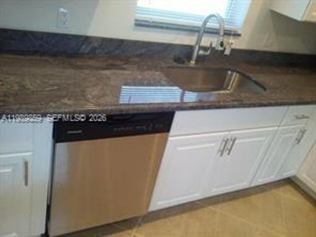 2311 NW 7th St, Fort Lauderdale, FL 33311