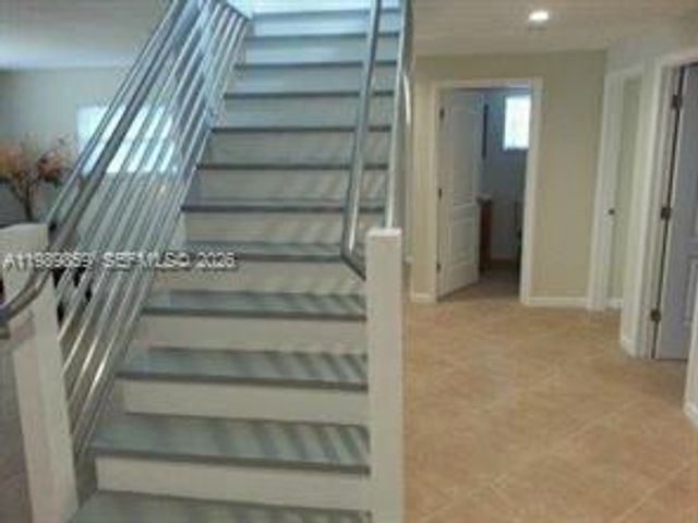 2311 NW 7th St, Fort Lauderdale, FL 33311