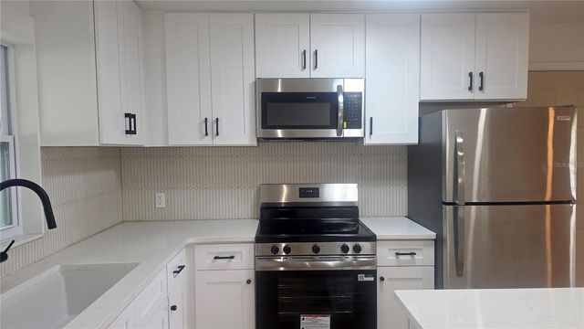 4749 AMOY COURT, Orlando, FL 32811