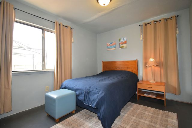 1558 Calle Angelina, Santa Fe, NM 87507