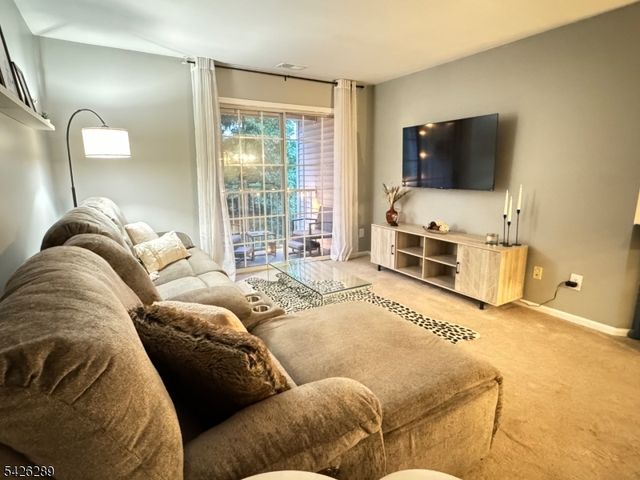322 Stratford Pl 322, Bridgewater Twp., NJ 08805