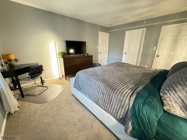 322 Stratford Pl 322, Bridgewater Twp., NJ 08805
