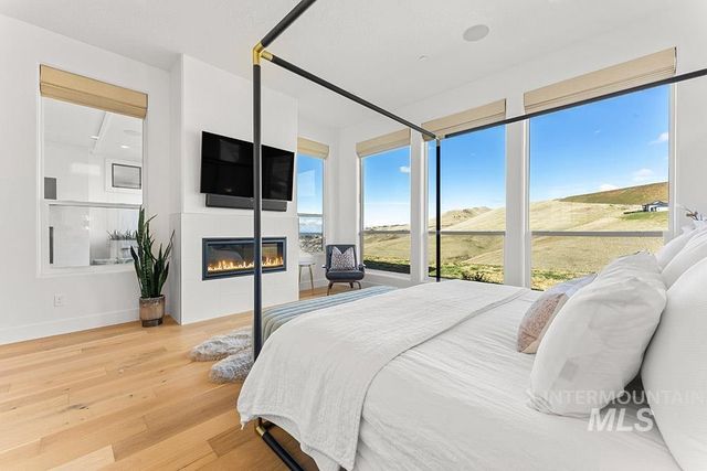 5788 E Marmount, Boise, ID 83716