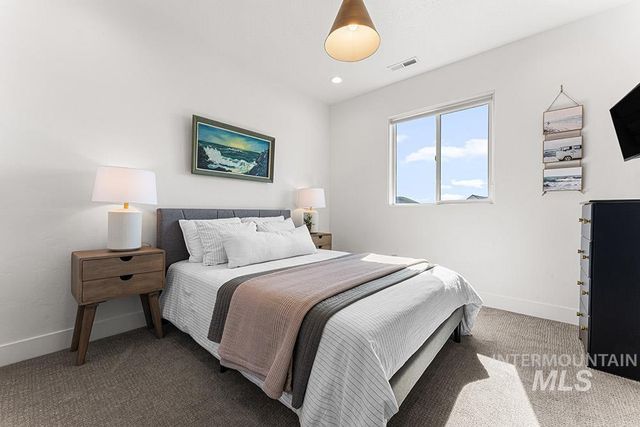 5788 E Marmount, Boise, ID 83716